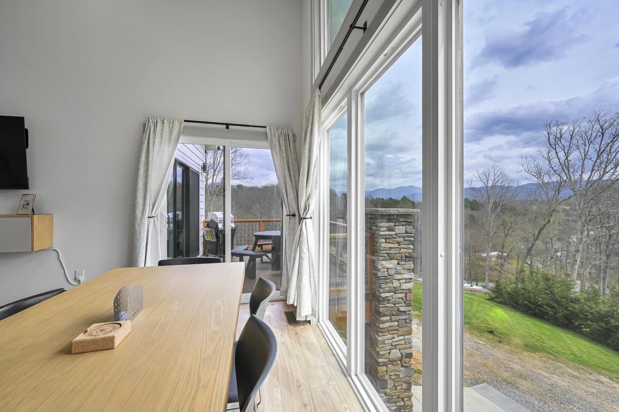 Vila Mon Tresor, Modern Mountain Views With Deck Weaverville Exteriér fotografie