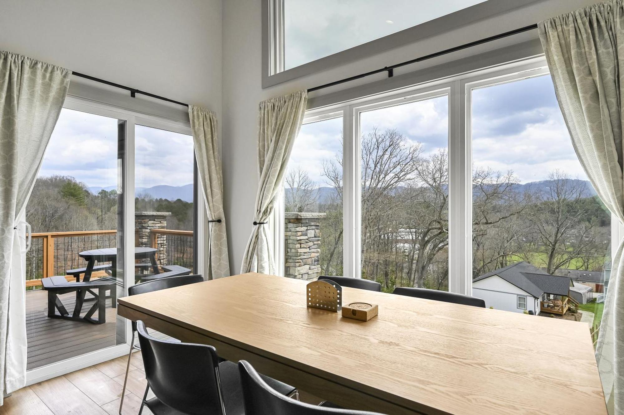Vila Mon Tresor, Modern Mountain Views With Deck Weaverville Exteriér fotografie